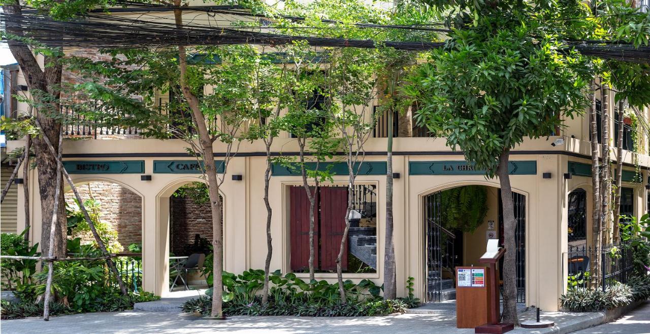 La Chronique Hotel Phnom Penh Exteriör bild